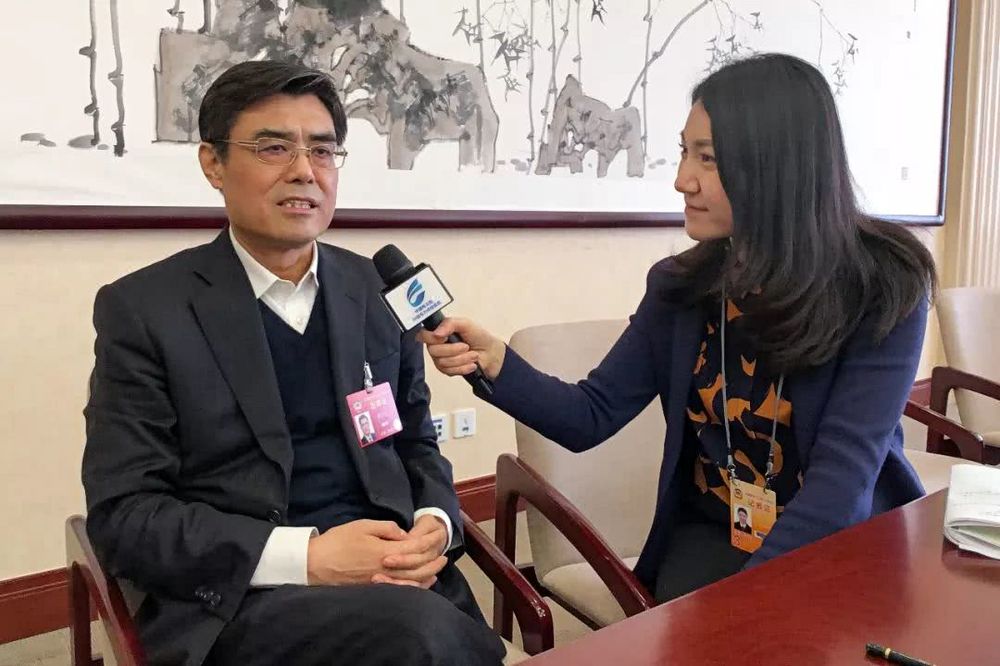 當好能源轉(zhuǎn)型與清潔發(fā)展排頭兵——訪全國政協(xié)委員，中國華能集團有限公司董事長、黨組書記舒印彪