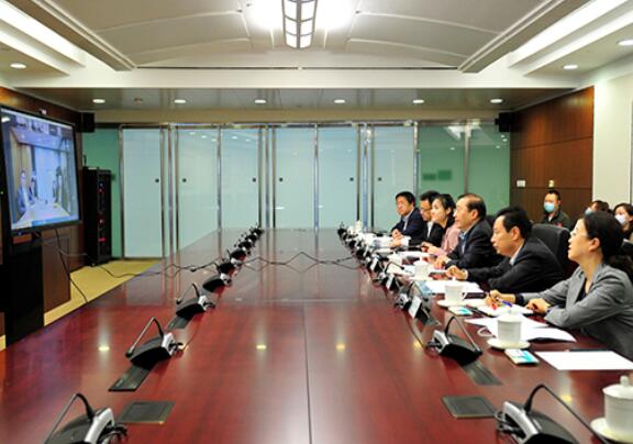 辛保安總經(jīng)理與SAP公司全球執(zhí)行董事會(huì)成員、全球業(yè)務(wù)總裁傅美黛舉行視頻會(huì)談
