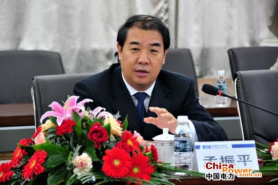 孟振平談國有企業(yè)：要扛起國企政治責(zé)任，旗幟鮮明講政治