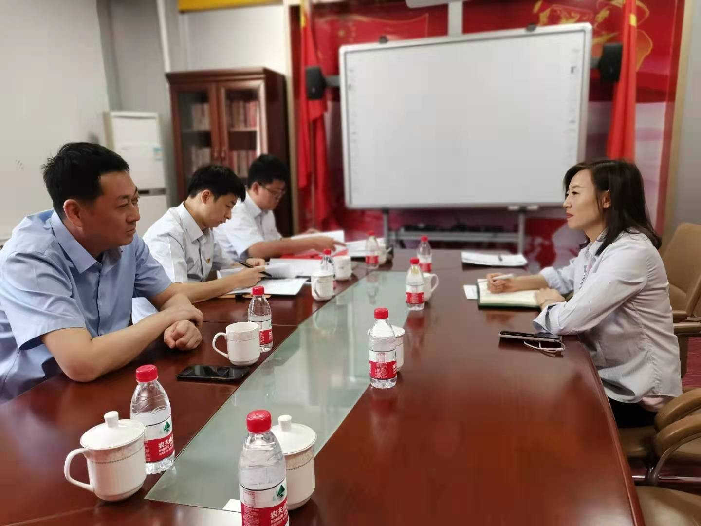 副局長王永強(qiáng)到烏海電業(yè)局千里山分局開展黨史學(xué)習(xí)教育督導(dǎo)、領(lǐng)學(xué)
