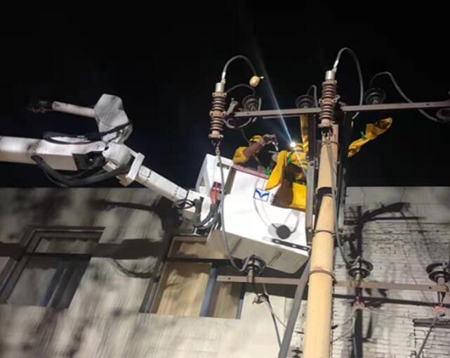 烏海電業(yè)局配電帶電作業(yè)處：11、7、23