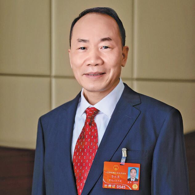 【兩會】國網(wǎng)黑龍江省電力有限公司董事長、黨委書記李永萊：扛牢保供電政治責(zé)任 推動能源綠色低碳轉(zhuǎn)型