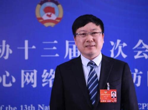 【兩會】云南聯(lián)通總經(jīng)理張云勇：發(fā)揮通信央企數(shù)字經(jīng)濟(jì)發(fā)展主力軍作用，推進(jìn)5G公眾應(yīng)用健康發(fā)展