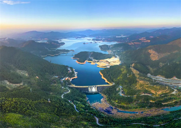 華電福建公司不負(fù)春光趕秋實，“雙碳”路上奮楫行