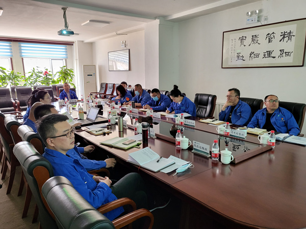 烏海市千里山供電分公司開展班組定級，提升班組管理