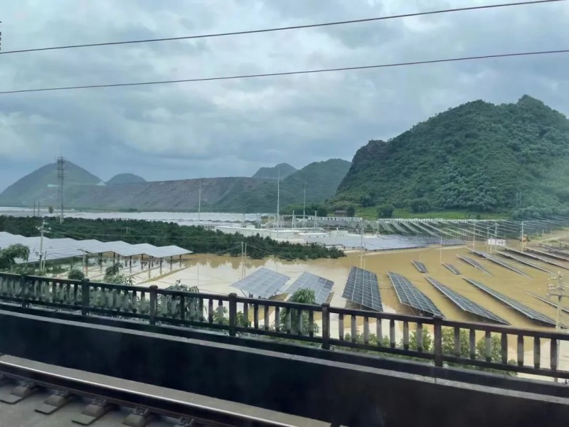 地面電站秒變漂浮電站，又一光伏電站被水淹！