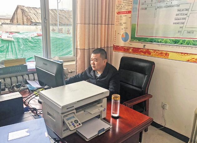 駐村書記王維：“村民需要啥，我們就干啥”