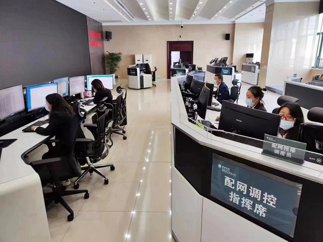 國網(wǎng)武漢供電公司保供不缺失、服務(wù)不打烊