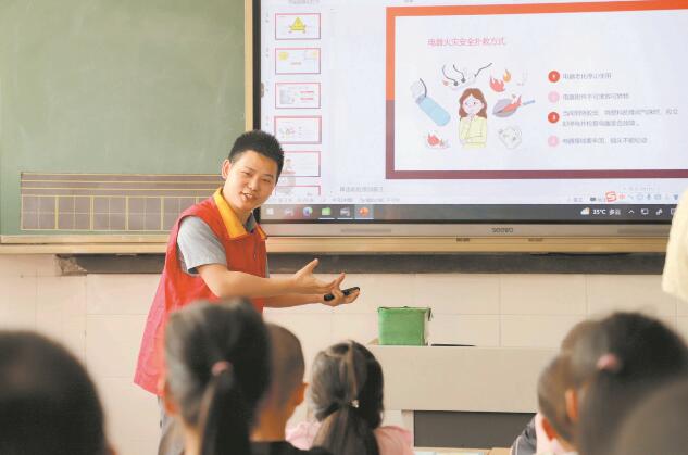 魏錕：用心服務(wù)是起點(diǎn)，客戶滿意是方向