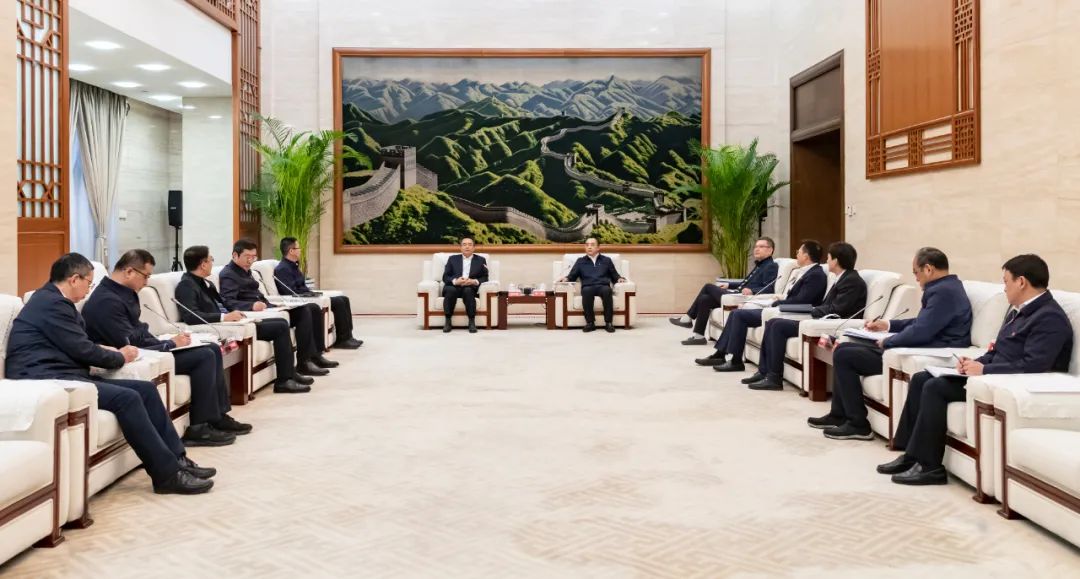大唐集團(tuán)黨組書記、董事長(zhǎng)鄒磊會(huì)見哈電集團(tuán)黨委書記、董事長(zhǎng)曹志安