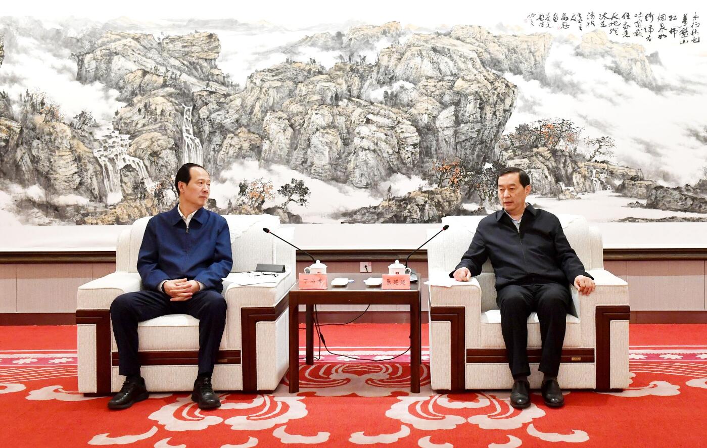 中國(guó)電建黨委書記、董事長(zhǎng)丁焰章與河北省委常委、石家莊市委書記張超超會(huì)談