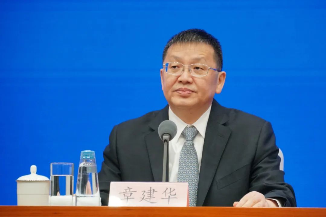 國家能源局長： 聚焦全國統(tǒng)一電力市場體系，做好市場建設(shè)和市場監(jiān)管工作