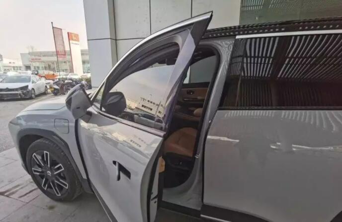 新能源二手車買(mǎi)賣(mài)，新老車主的隱私在“裸奔”!