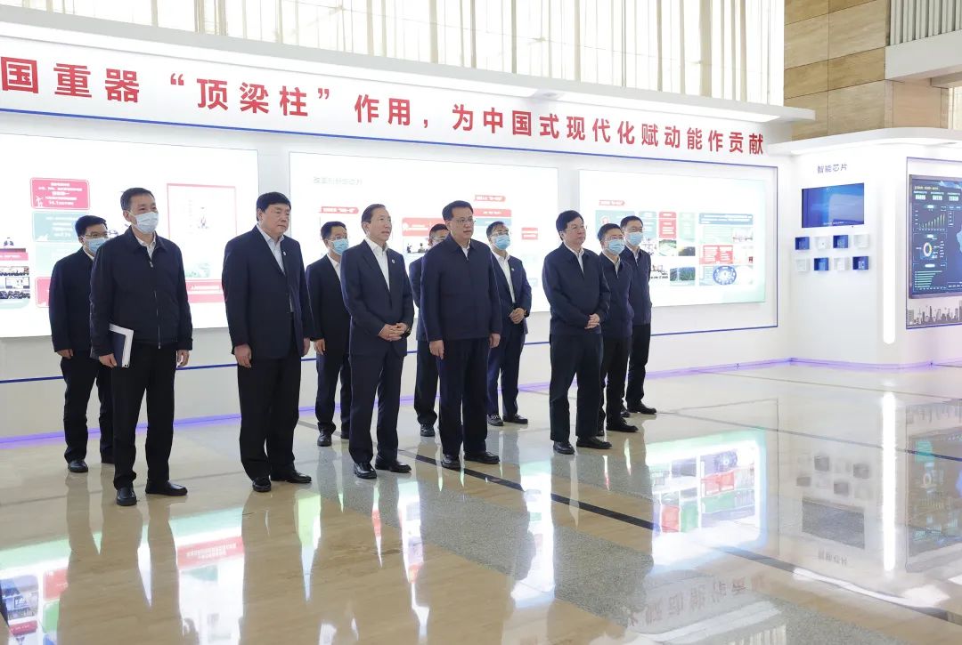 重慶市委書記袁家軍、市長胡衡華與國家電網(wǎng)董事長辛保安、總經(jīng)理張智剛會談