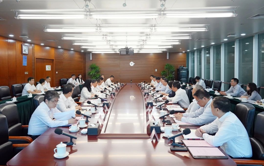 中國能建黨委書記、董事長宋海良與中國海油黨組書記、董事長汪東進會談