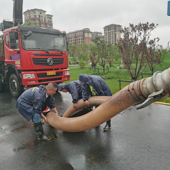 聞“汛”而動，彰顯央企擔(dān)當(dāng)——水電三局雄安項目全力奮戰(zhàn)防汛搶險第一線