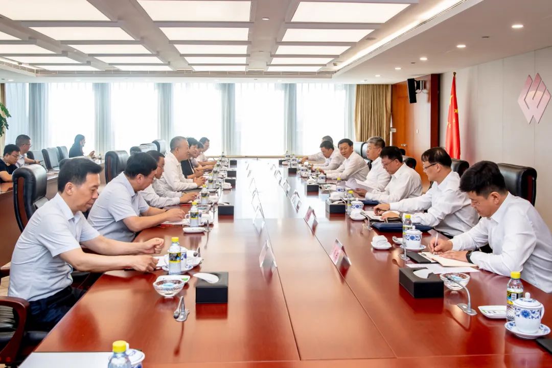 國家能源集團(tuán)黨組書記、董事長劉國躍會(huì)見包頭市委副書記、市長張銳