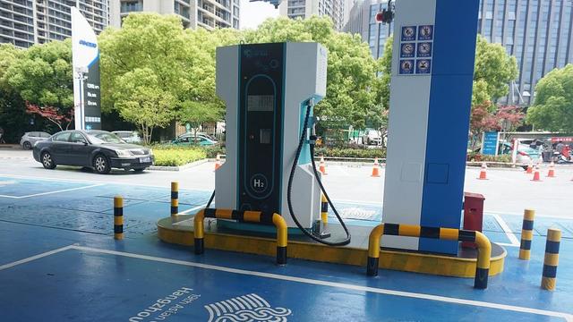 加快培育氫燃料電池汽車產(chǎn)業(yè)，浙江超前布局加氫站建設(shè)