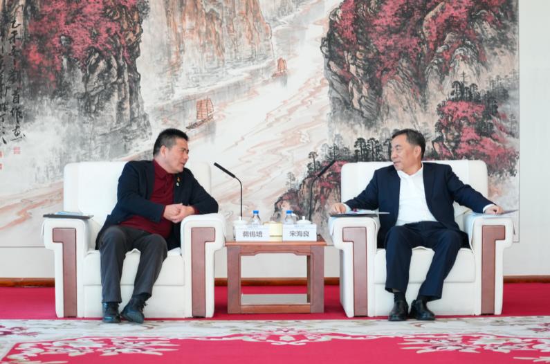 宋海良與“三新”聯(lián)盟成員遠東控股集團創(chuàng)始人、董事局主席蔣錫培會談