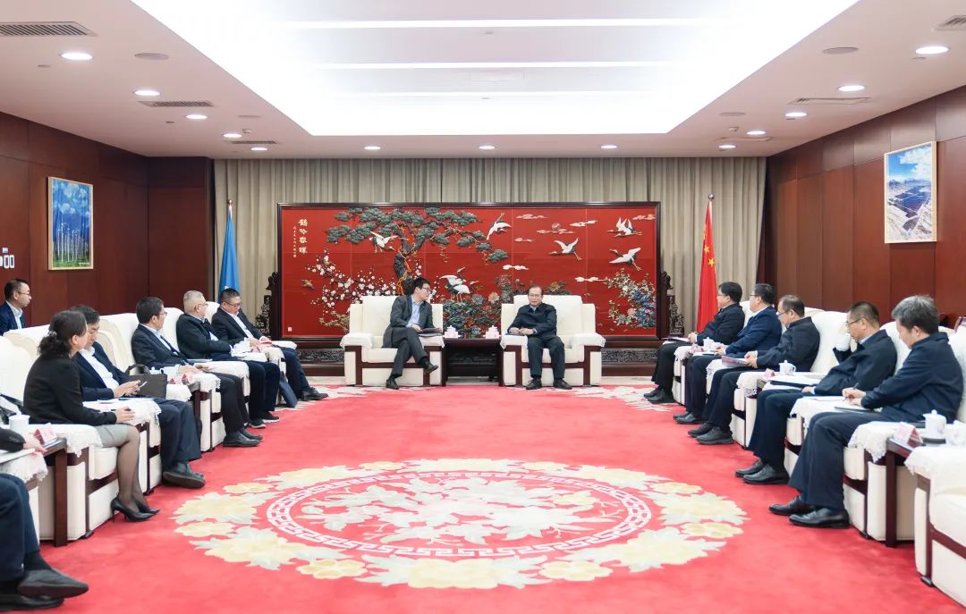 華電黨組書記、董事長江毅會見上海電氣集團黨委書記、董事長吳磊