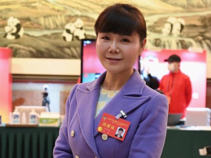 四川省政協(xié)委員李佳蔚：四川要優(yōu)化碳產(chǎn)品、參與碳交易，不斷完善碳設(shè)施
