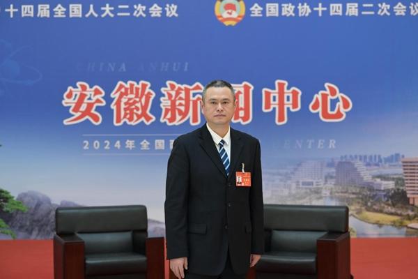 程韜代表：支持引入新質(zhì)生產(chǎn)力，鼓勵新能源商用車發(fā)展