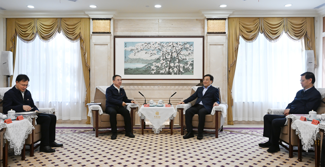 大唐集團(tuán)董事長(zhǎng)鄒磊、總經(jīng)理張傳江拜會(huì)江蘇省委書記信長(zhǎng)星、省長(zhǎng)許昆林