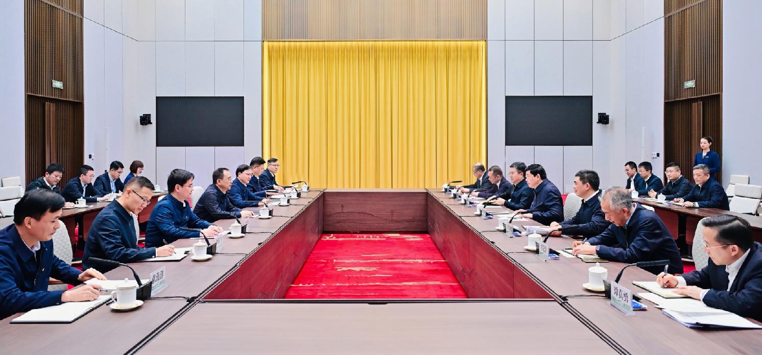 中國大唐集團董事長鄒磊、總經理張傳江與國家電網董事長張智剛、總經理龐驍剛會談