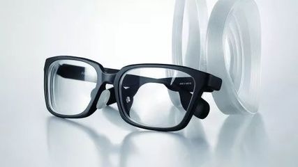 告別度數(shù)困擾 光學(xué)鏡片黑科技，定制你的清晰視界