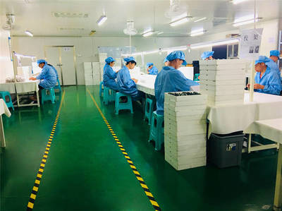 聚焦品質(zhì)，引領(lǐng)潮流——深入探訪國(guó)內(nèi)知名偏光太陽(yáng)鏡供應(yīng)商的光學(xué)鏡片加工實(shí)力